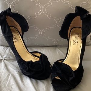 Black microsuede heel